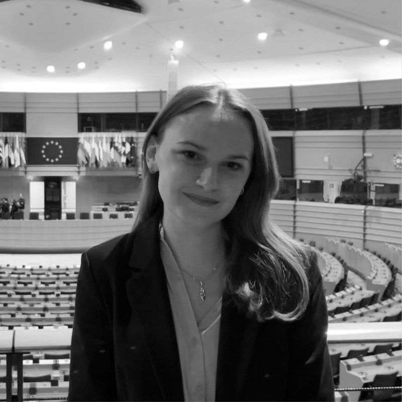 aitana pla lawlor profile