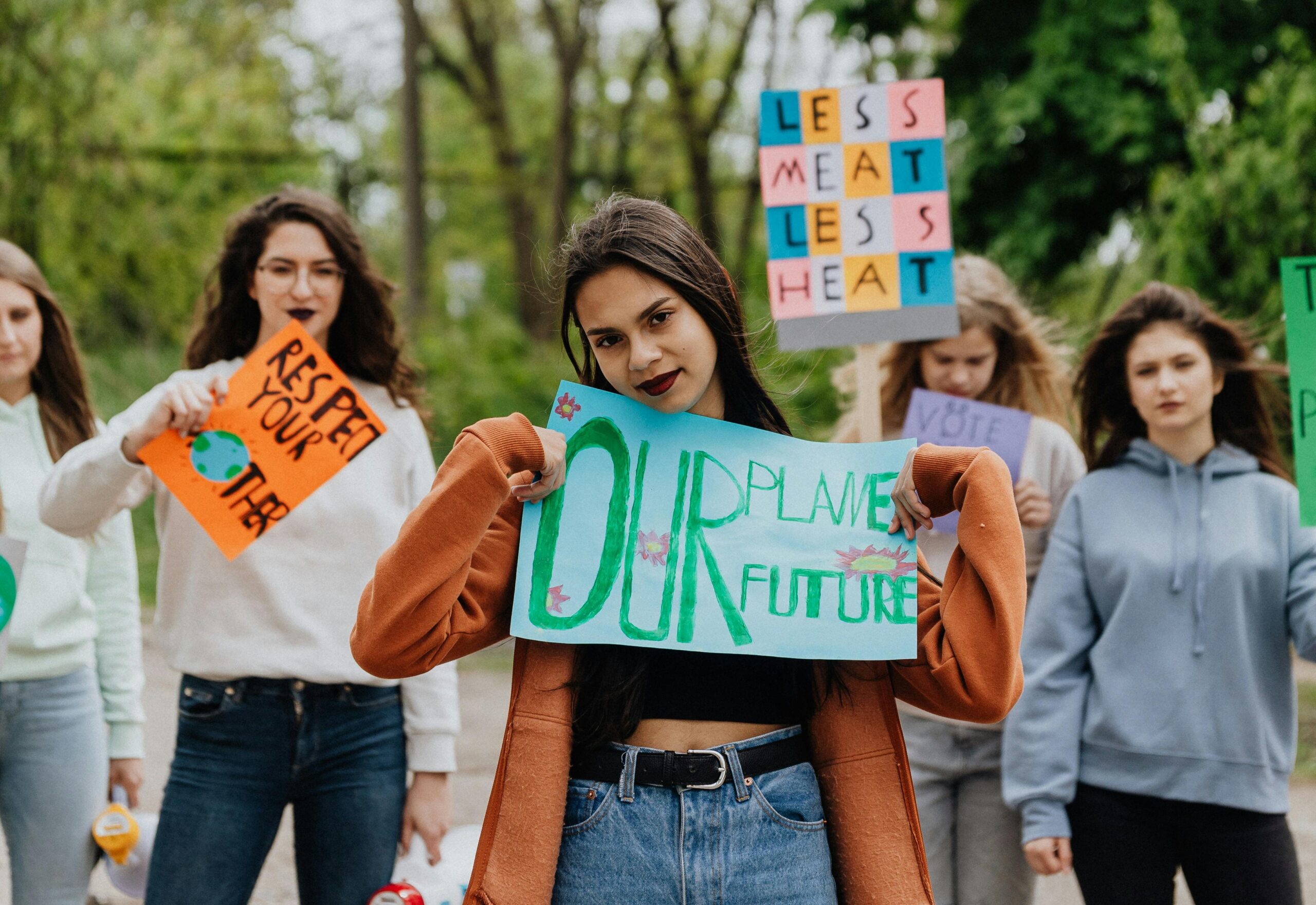 New handbook: youth organisations for environmental impact